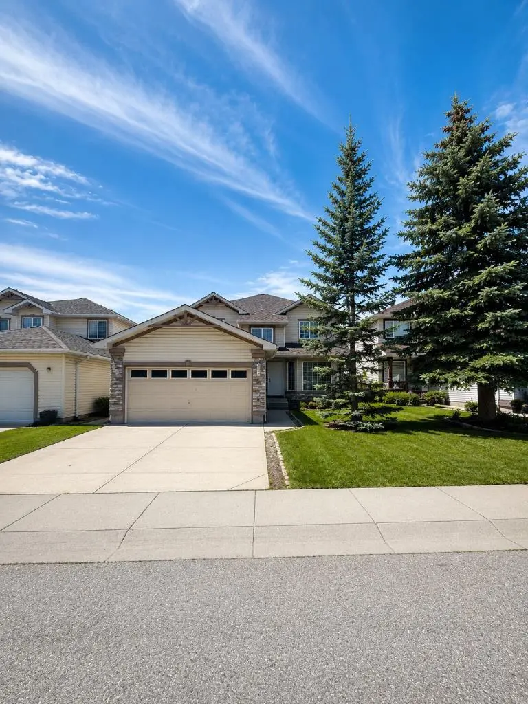 427 Rocky Ridge Bay NW