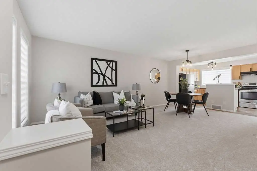 115 Elgin Meadows View SE