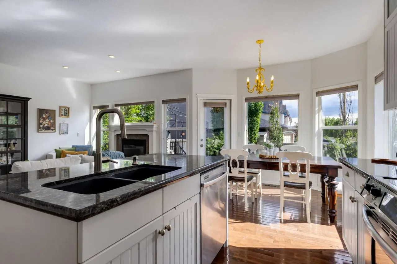 5 Brightonstone Grove SE
