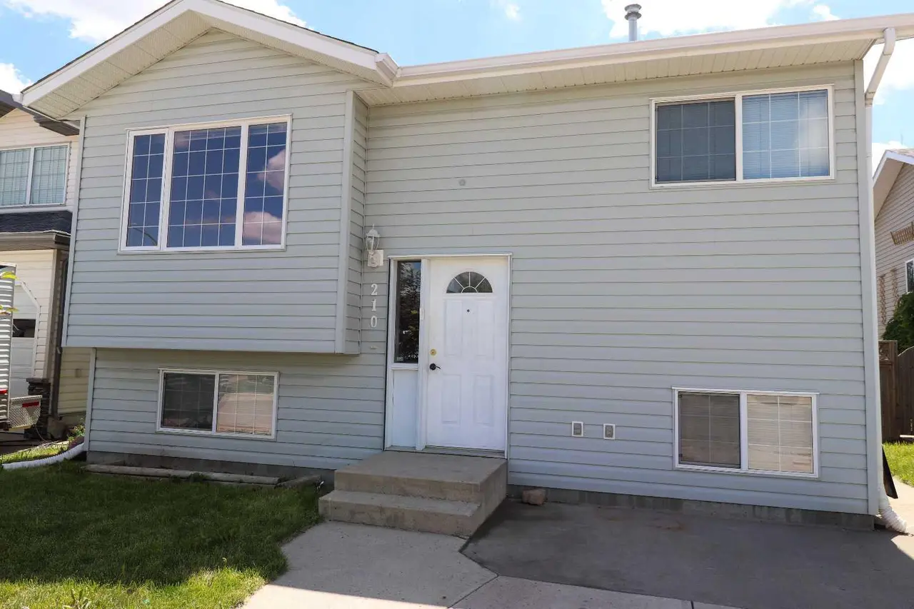210 Chilcotin Road W
