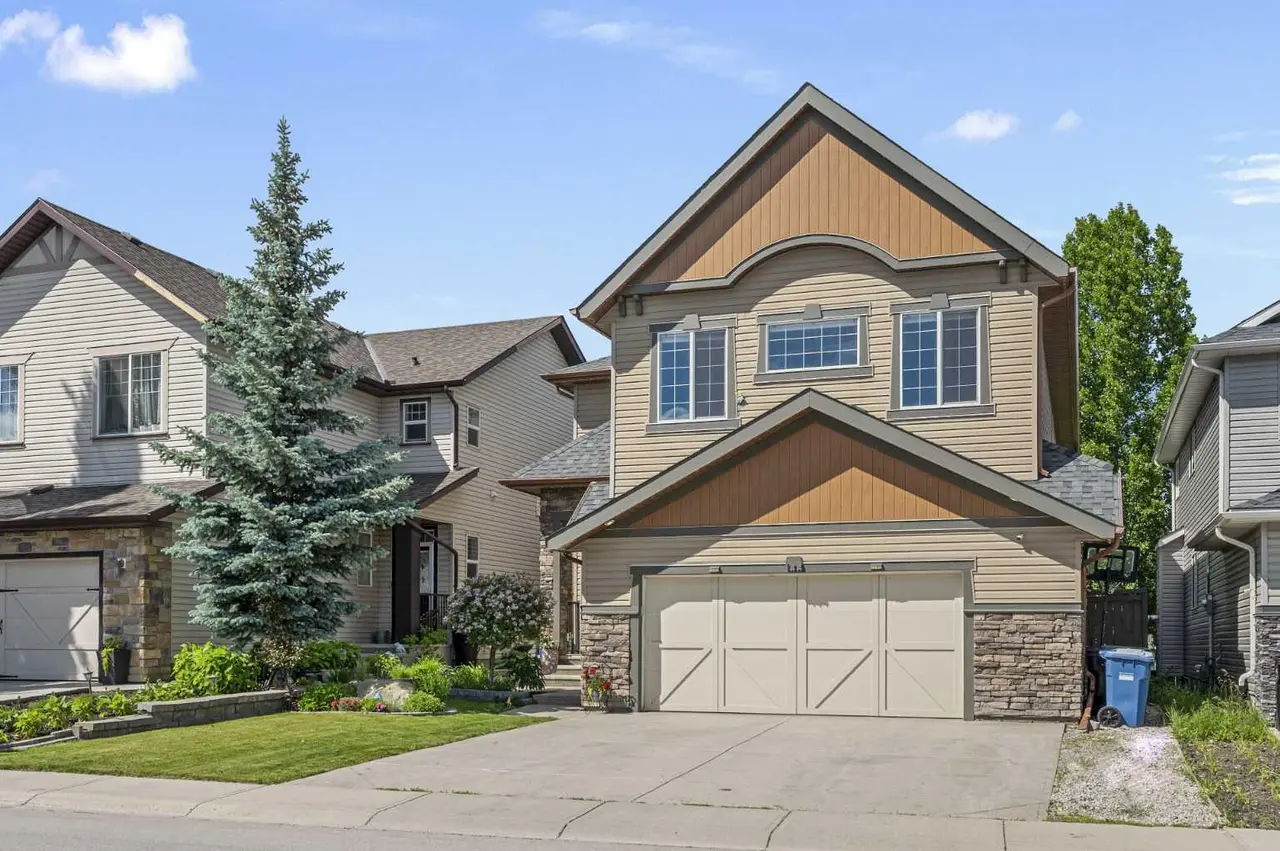 144 Silverado Skies Manor SW