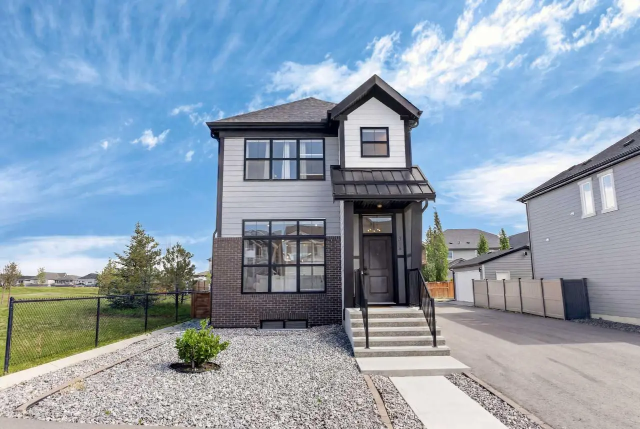 314 Masters Road SE