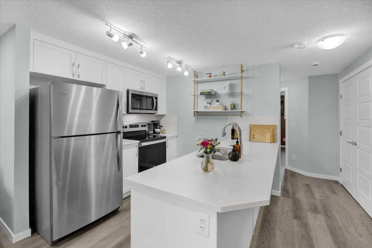 216, 474 Seton Circle SE