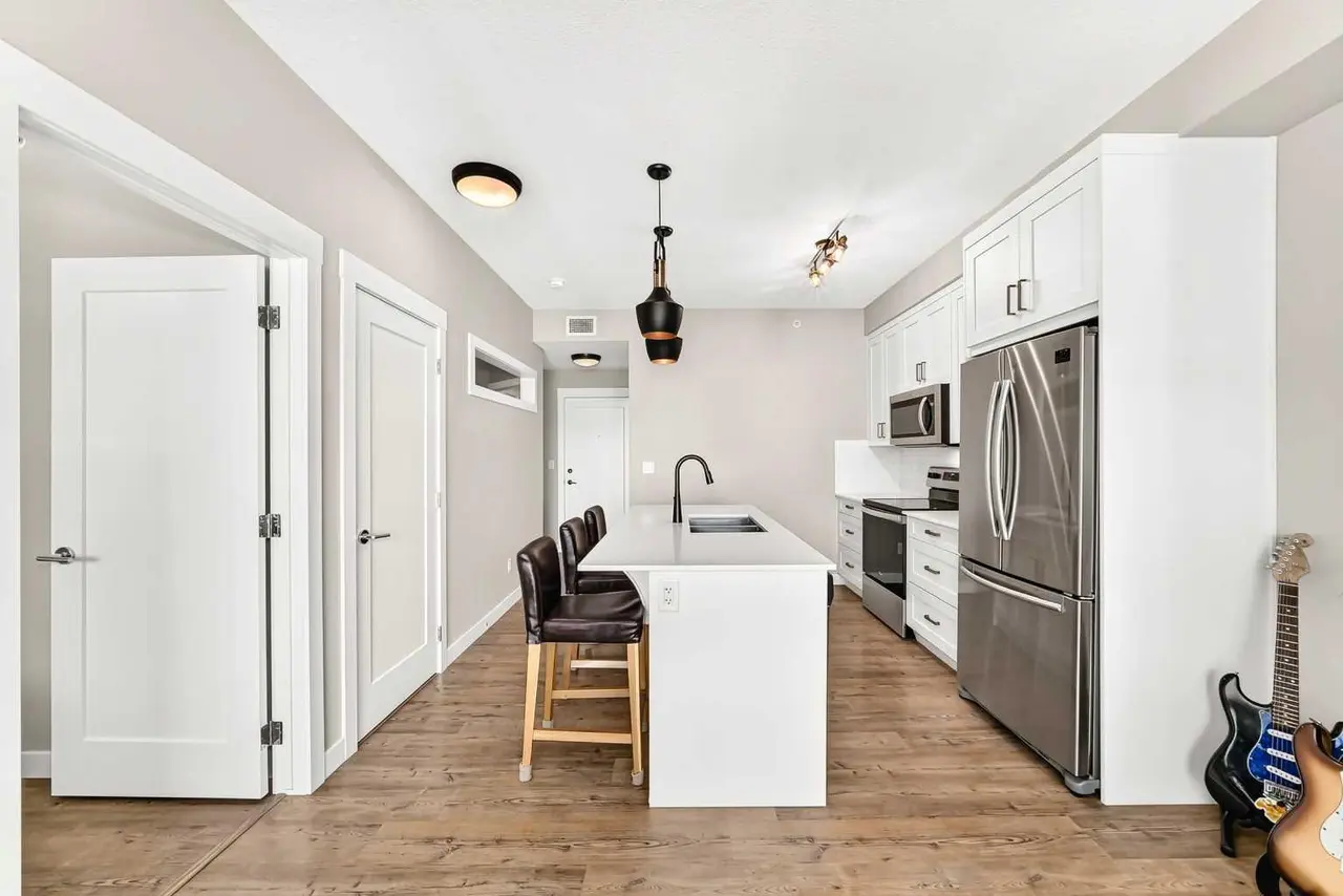 402, 300 Auburn Meadows Common SE