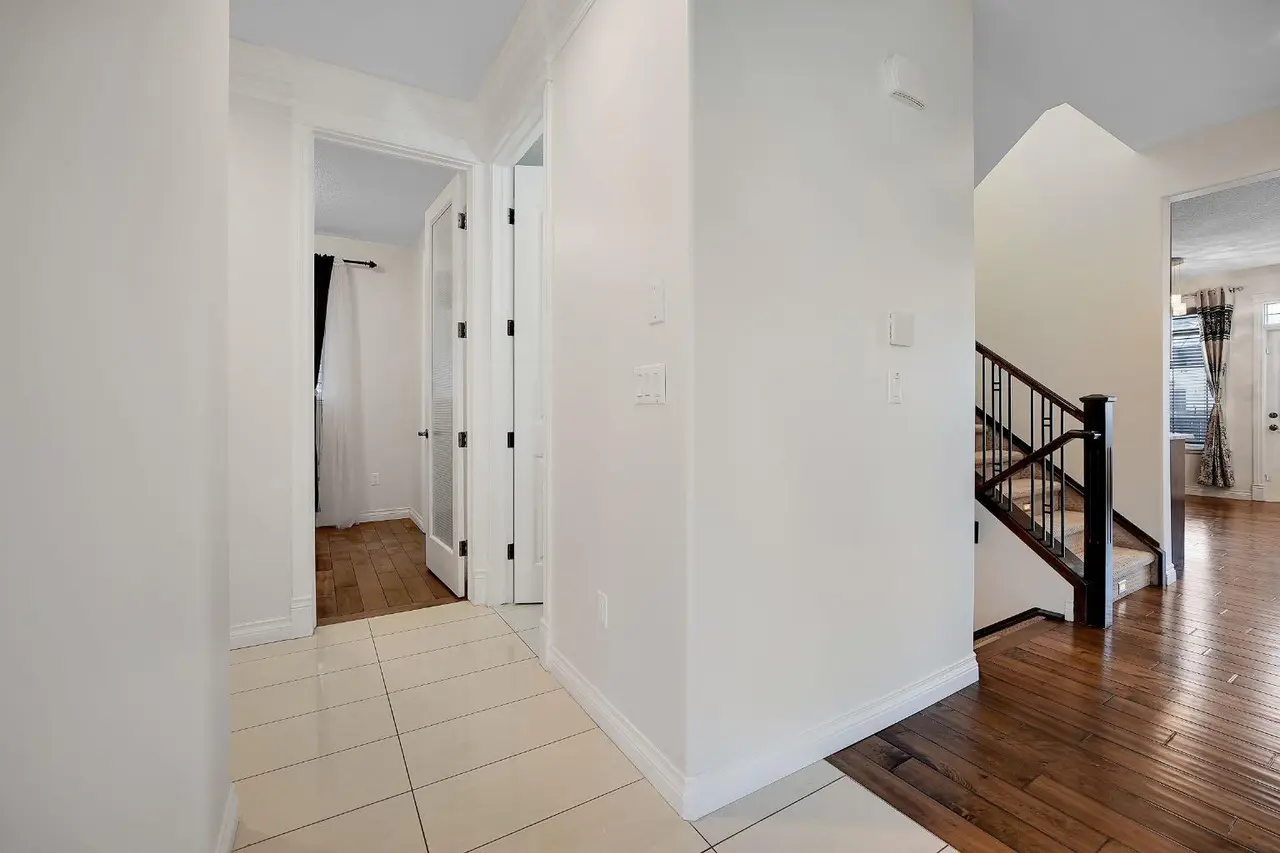 40 Baywater Court SW