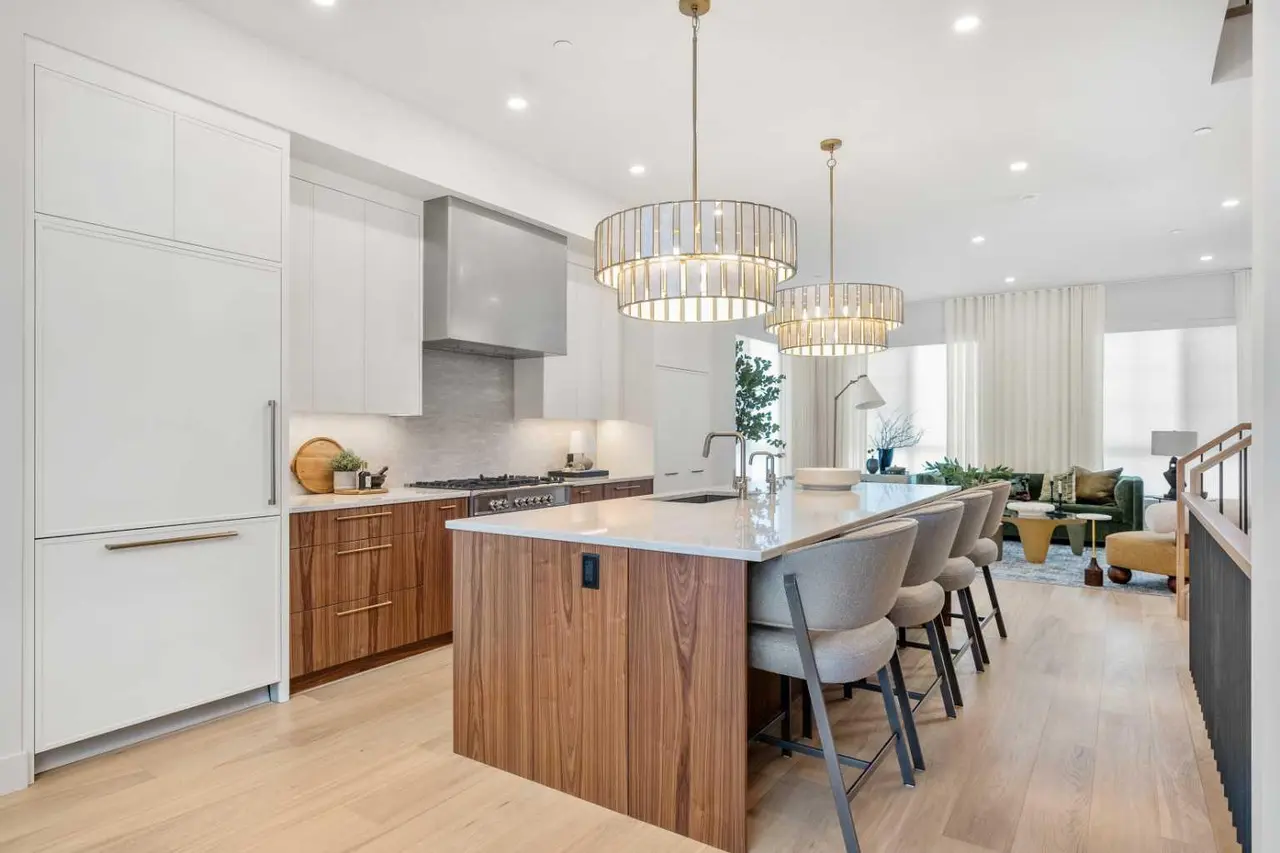 44 Greenwich Heath NW