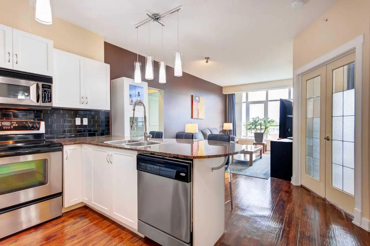 6504, 11811 Lake Fraser Drive SE