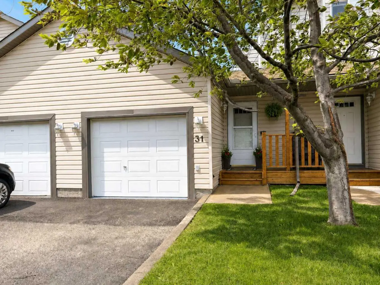 31, 156 Canoe Drive SW