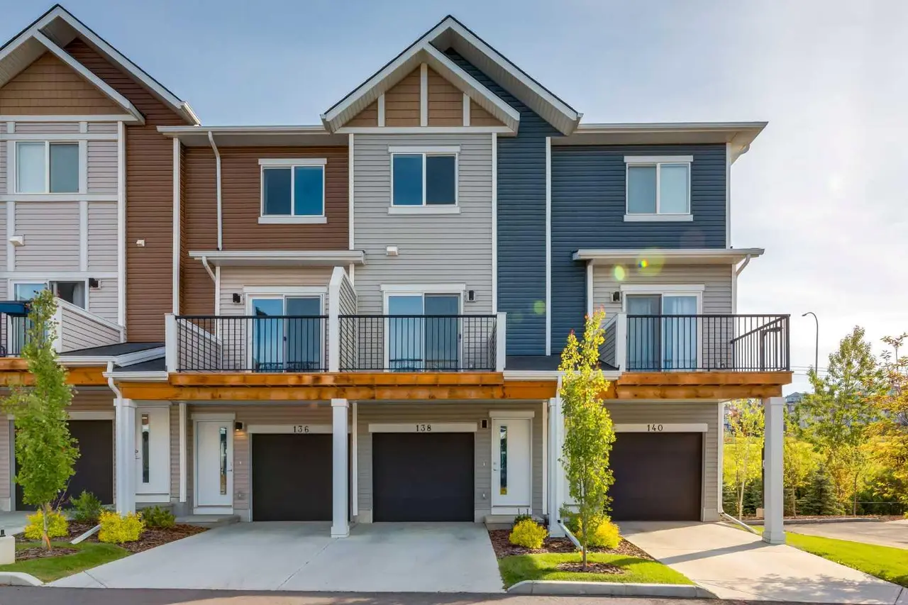 136 Tuscany Summit Square NW