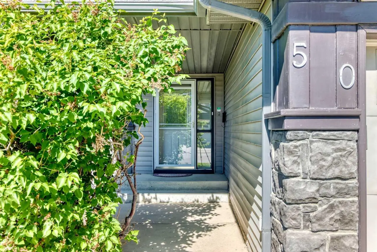 50 Royal Birch Terrace NW