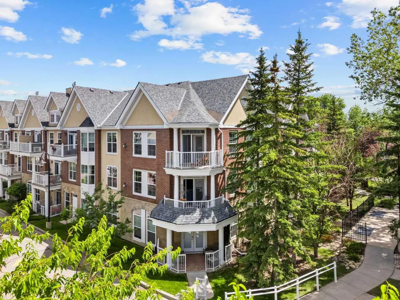 254, 3000 Marda Link SW
