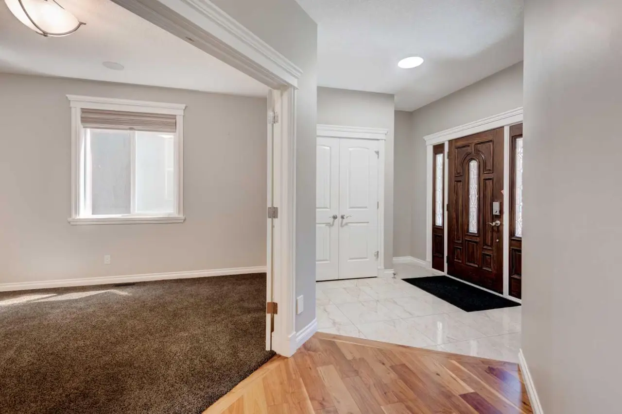 258 Mahogany Place SE
