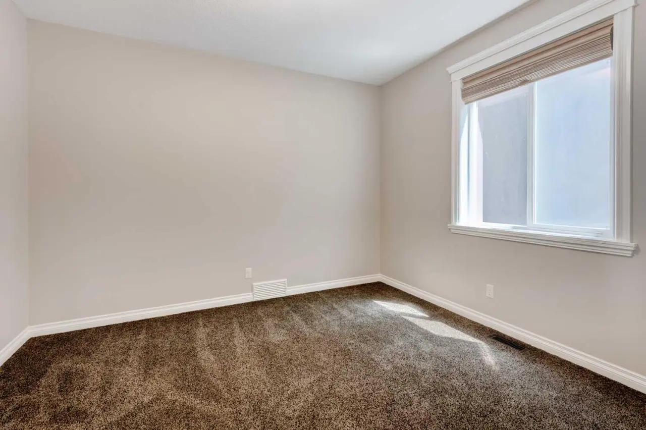 258 Mahogany Place SE