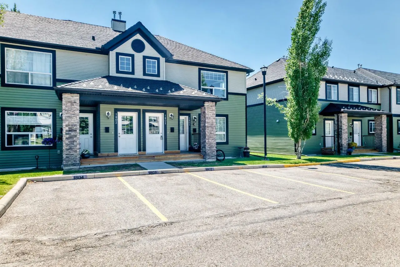 1802, 140 Sagewood Boulevard SW