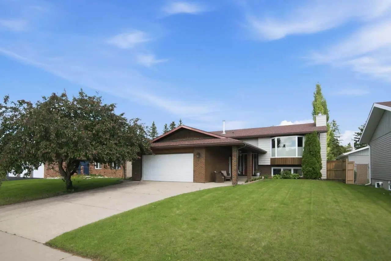 92 Mccullough Crescent 