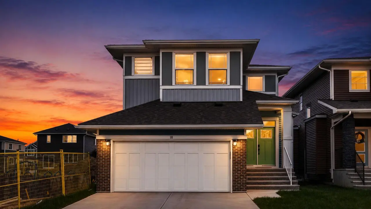 18 Clearwater Lane
