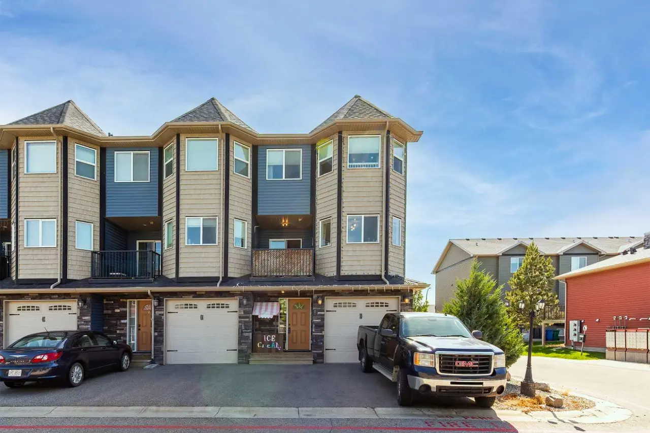 879 Mt Sundance Manor W