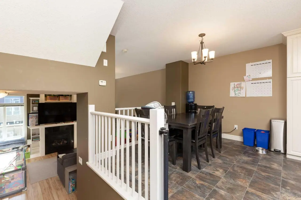 879 Mt Sundance Manor W