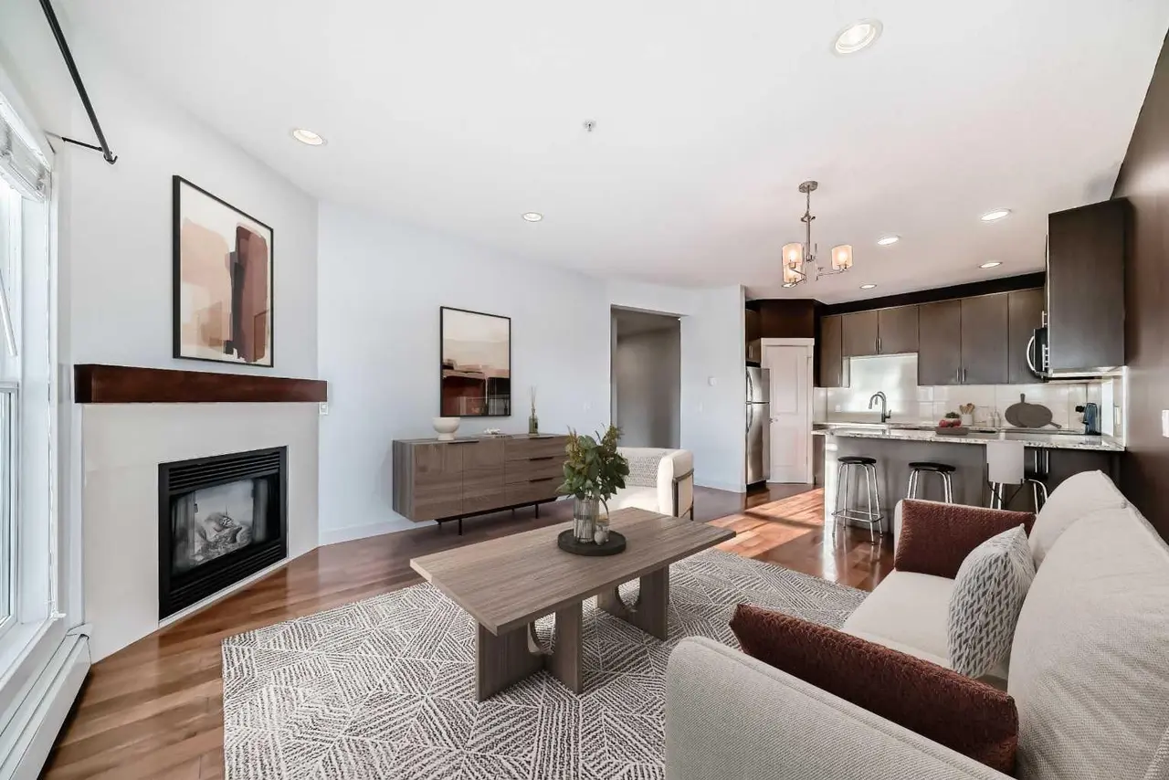 103, 4704 Stanley Road SW