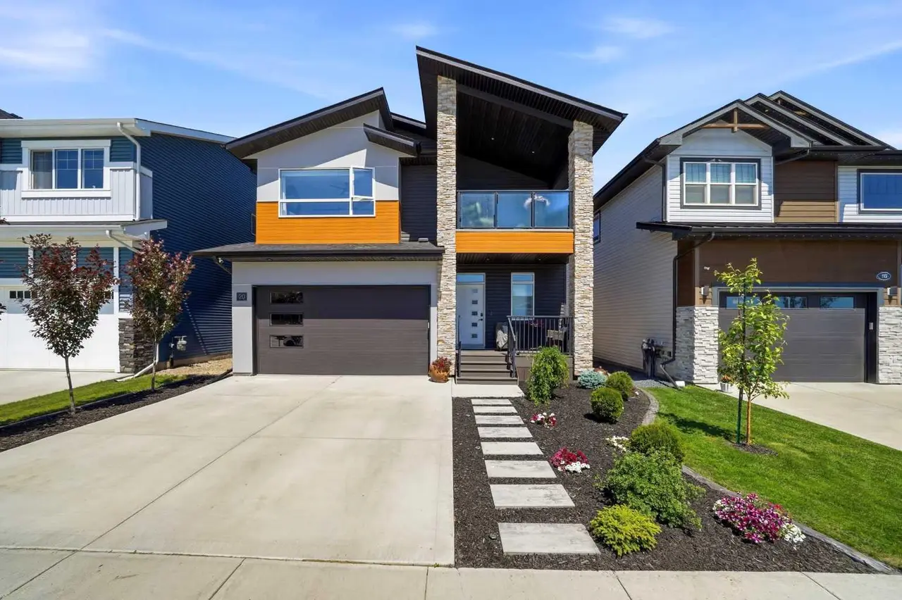 20 Ellington Crescent
