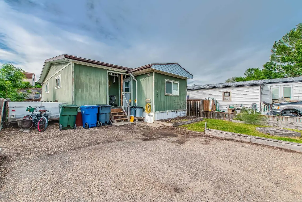 223 Fairchild Street SW