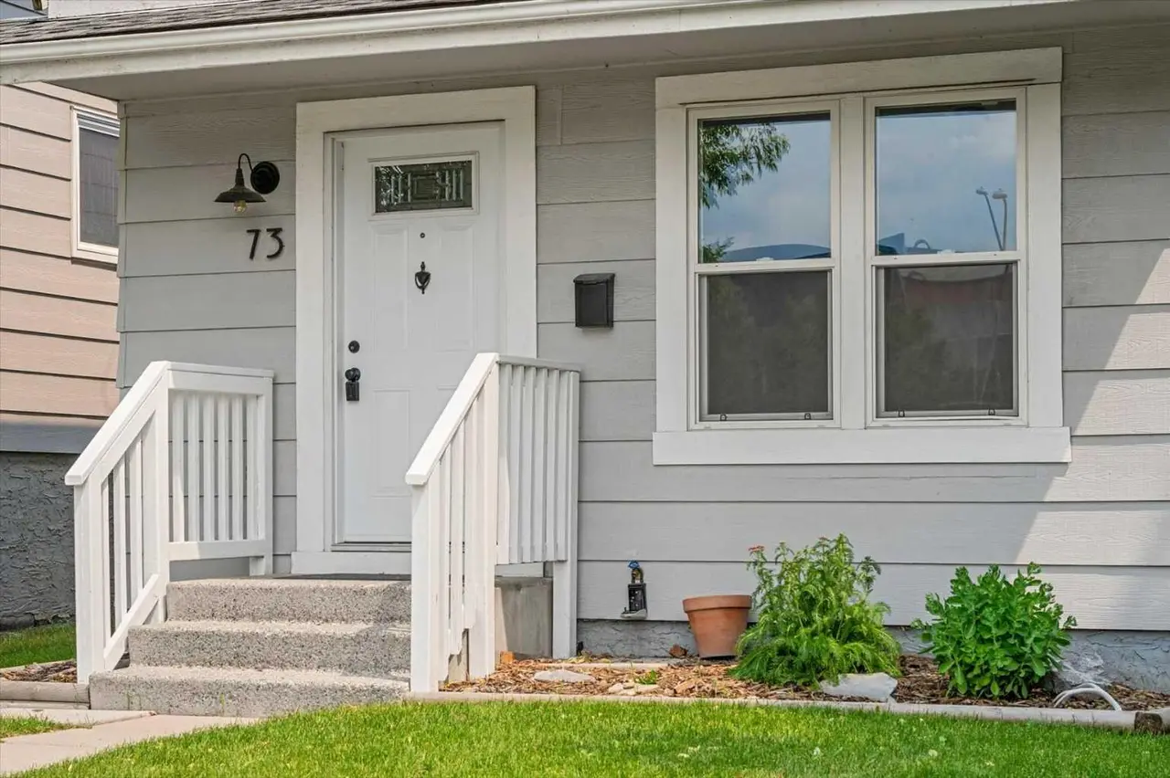 73 Sunvale Crescent SE