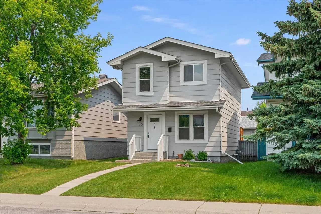 73 Sunvale Crescent SE
