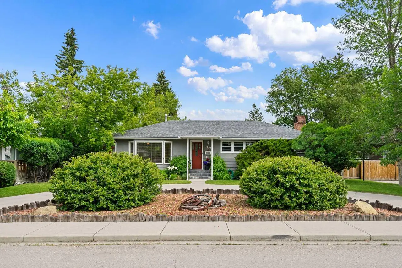 1908 Green Ridge Road SW