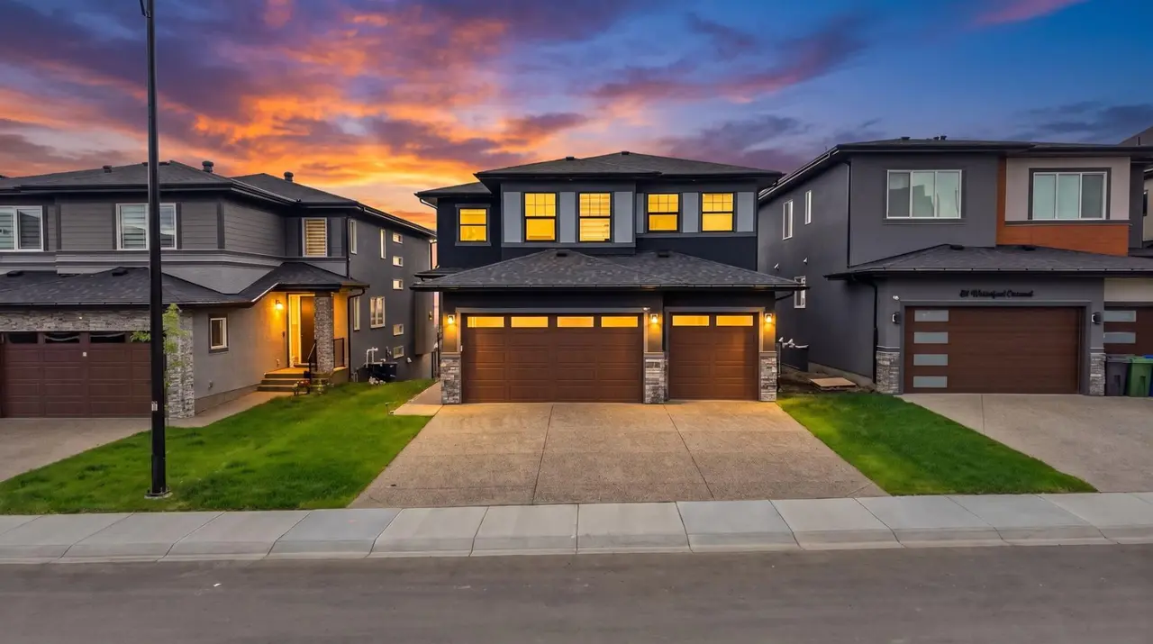 82 Waterford Crescent