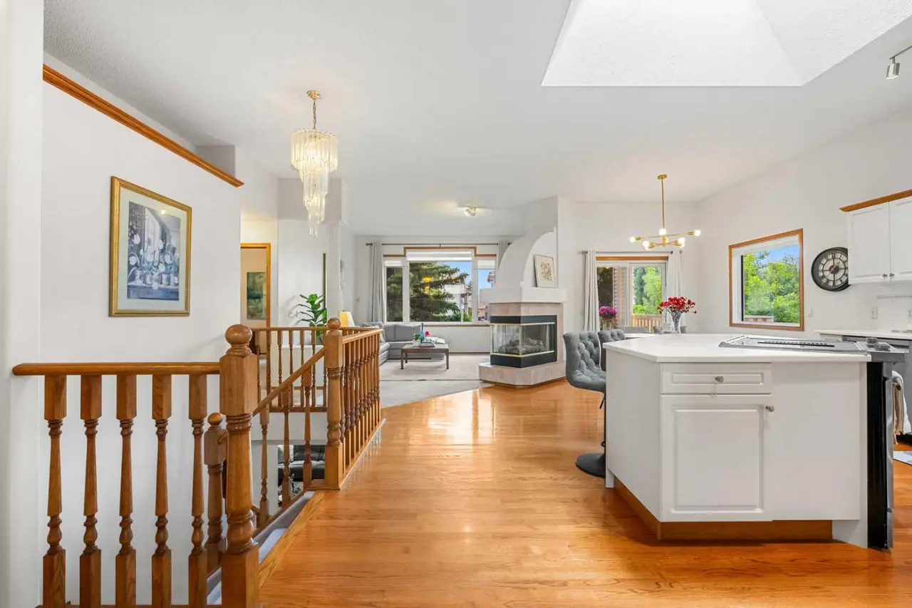 125 Woodpark Close SW