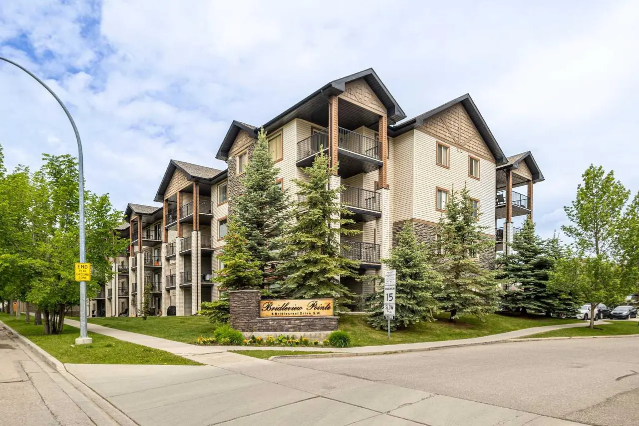 1223, 8 Bridlecrest Drive SW