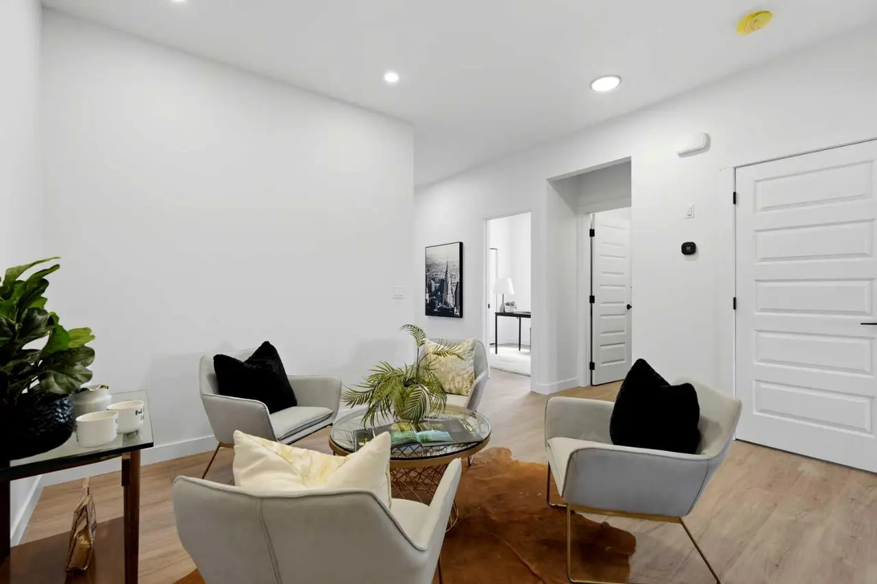 244 Homestead View NE