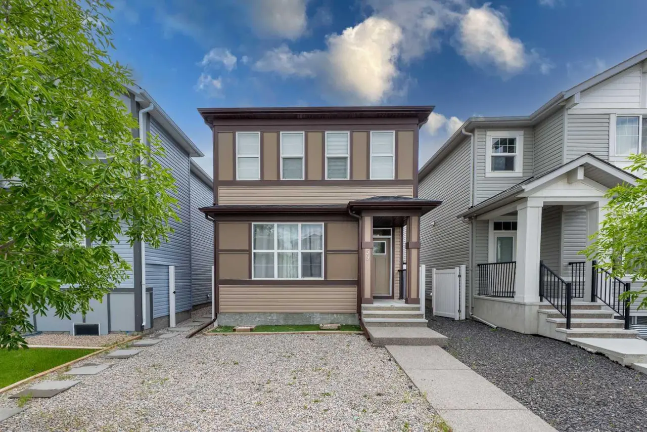59 Cornerbrook Avenue NE