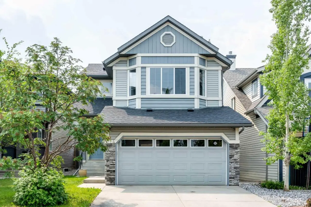 714 Auburn Bay Heights SE