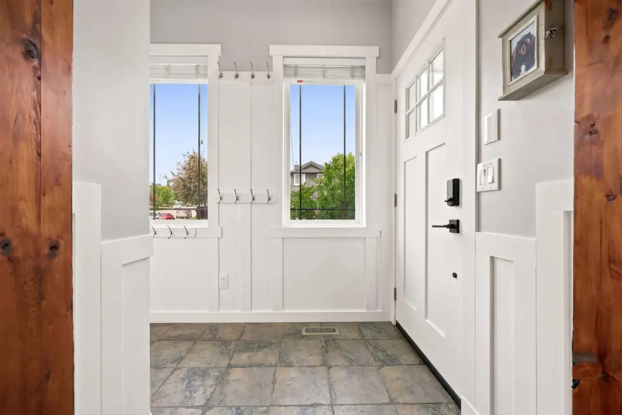 53 Covebrook Close NE
