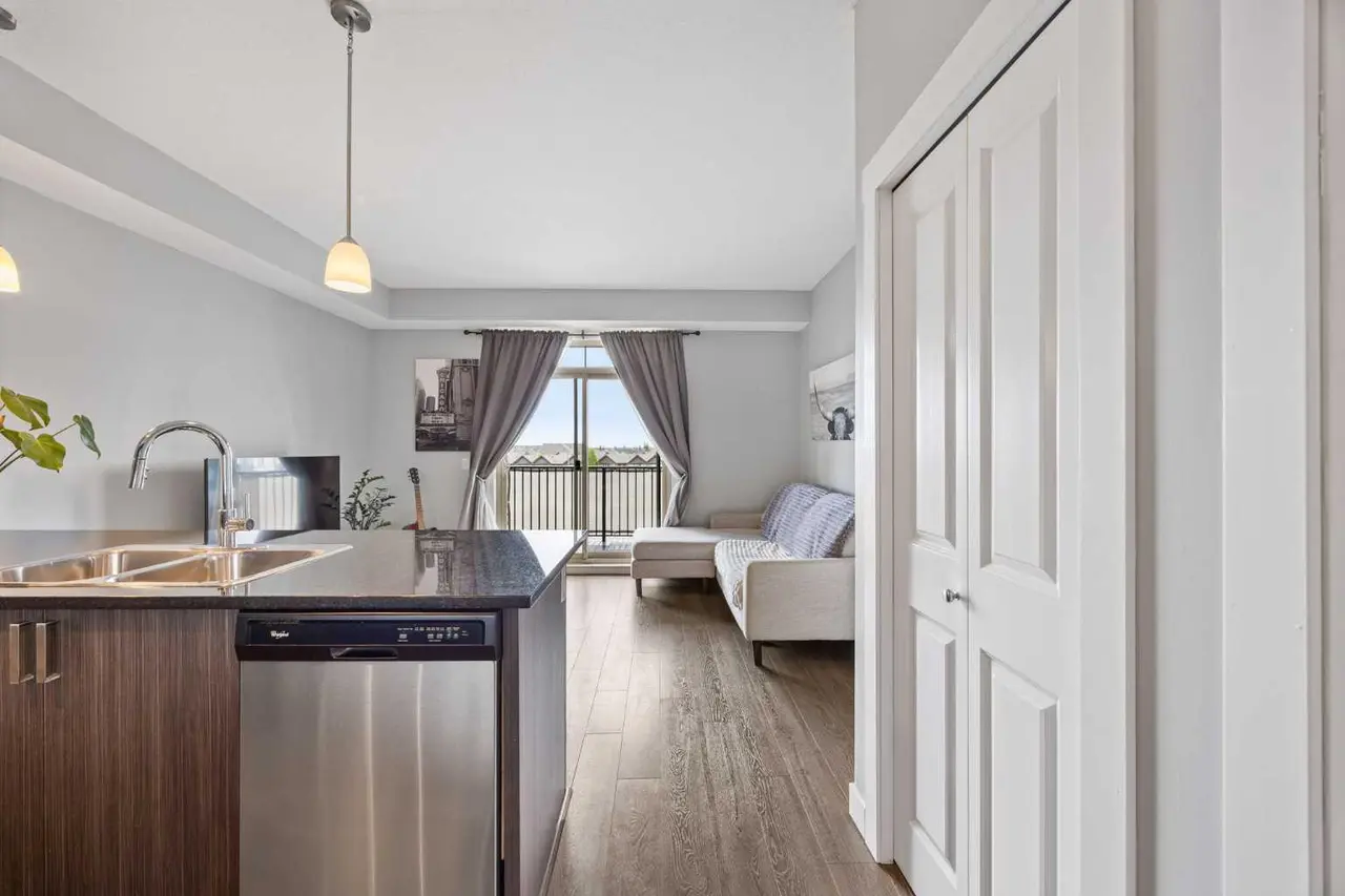 414, 117 Copperpond Common 