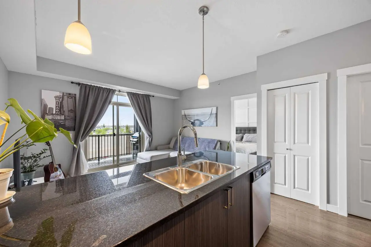 414, 117 Copperpond Common 