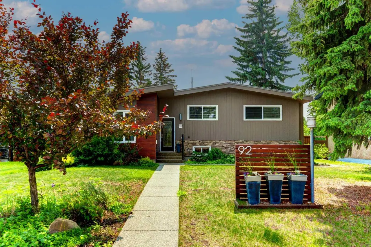92 Chinook Drive SW