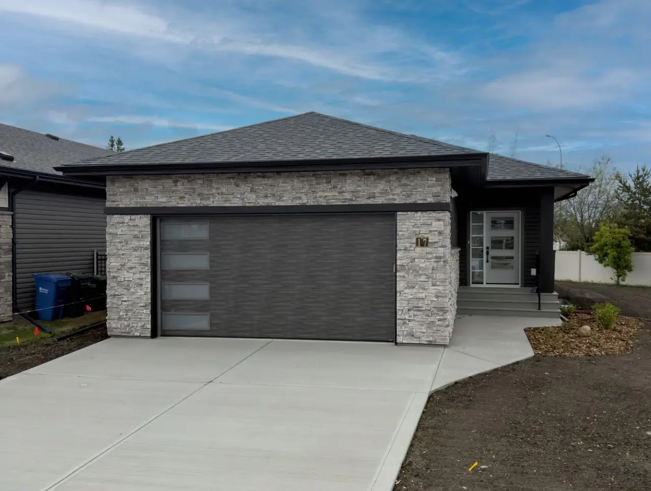 17 Tindale Place