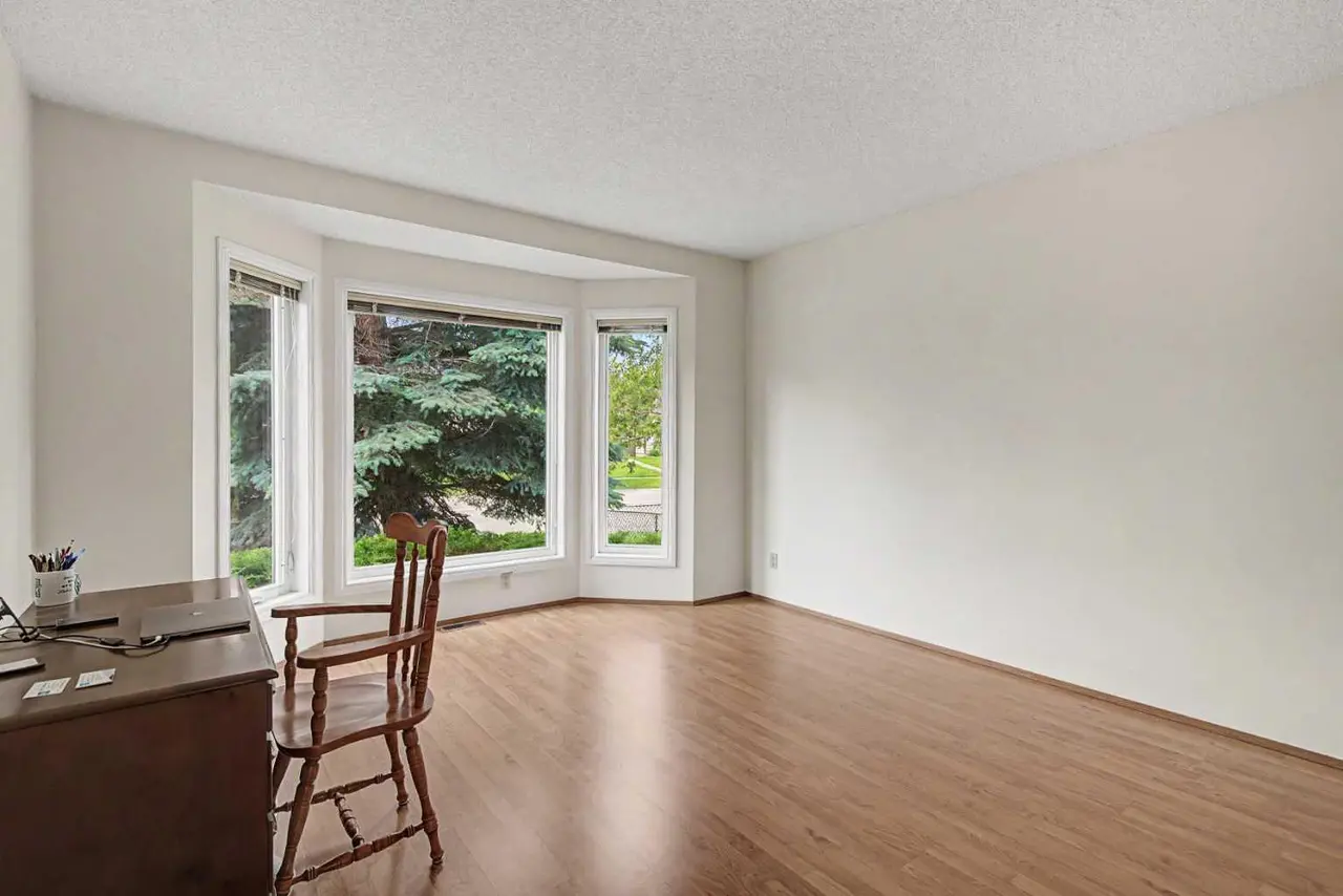 232 Erin Woods Drive SE