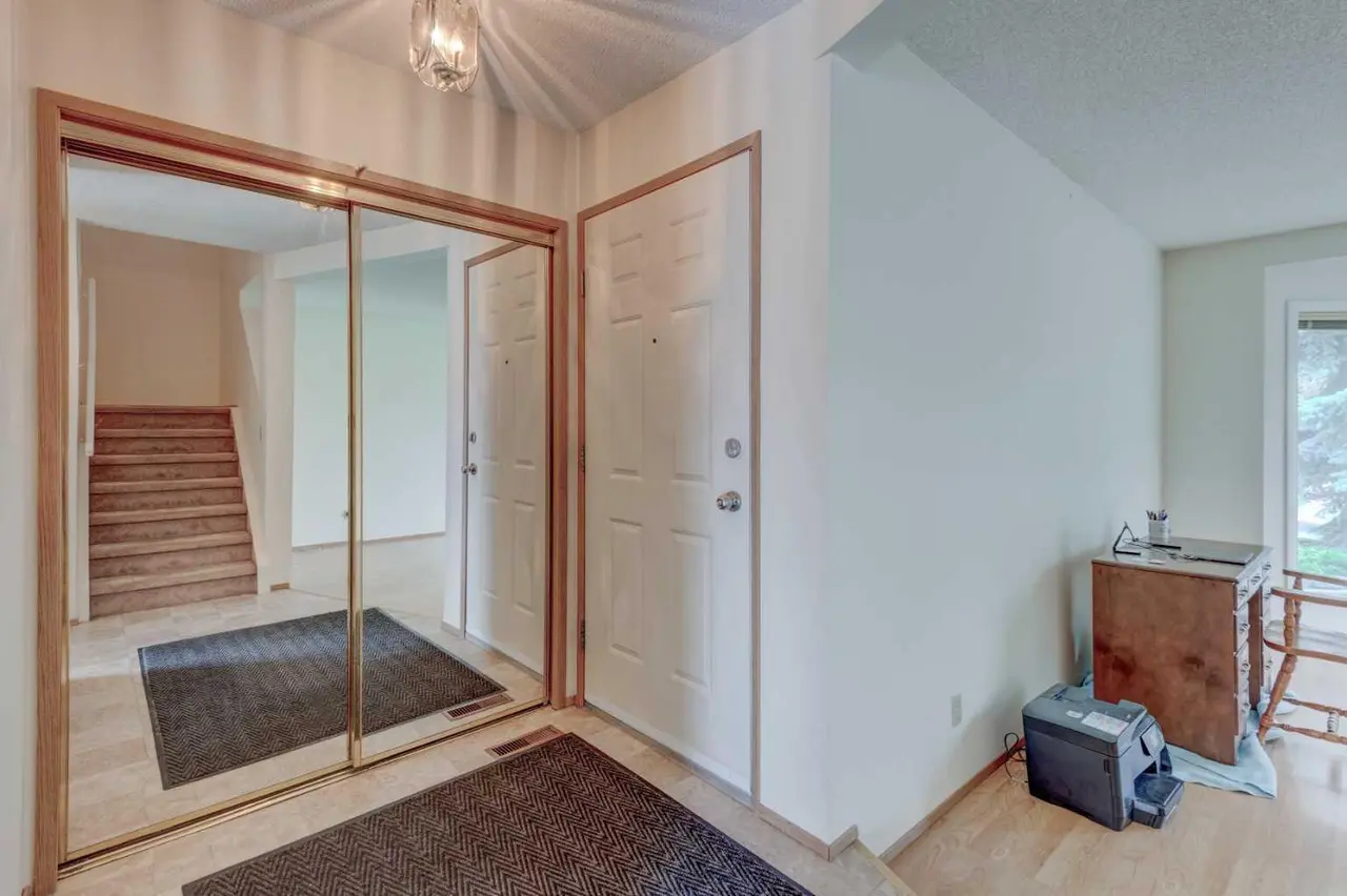 232 Erin Woods Drive SE