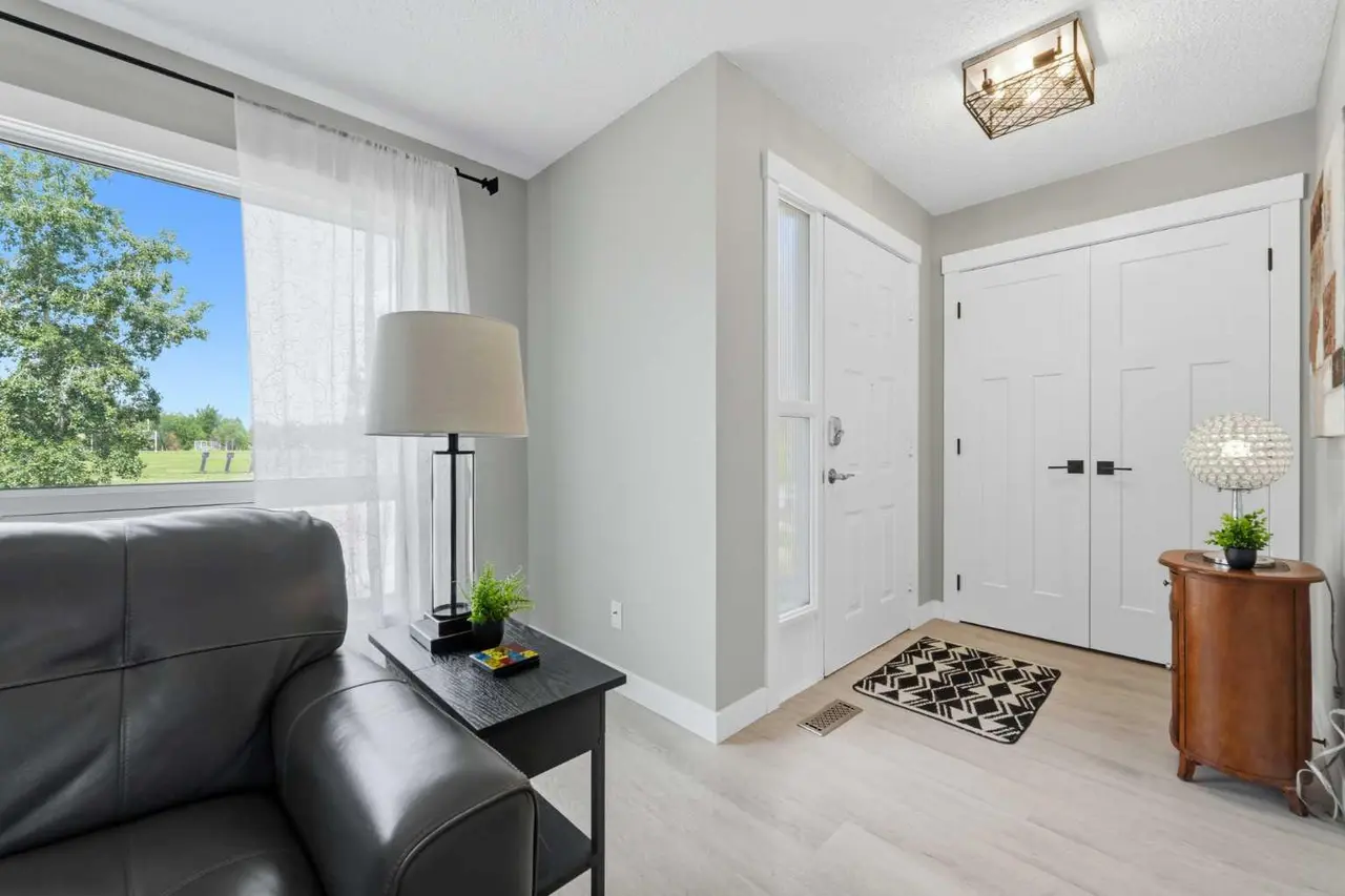 55 Sunbank Road SE