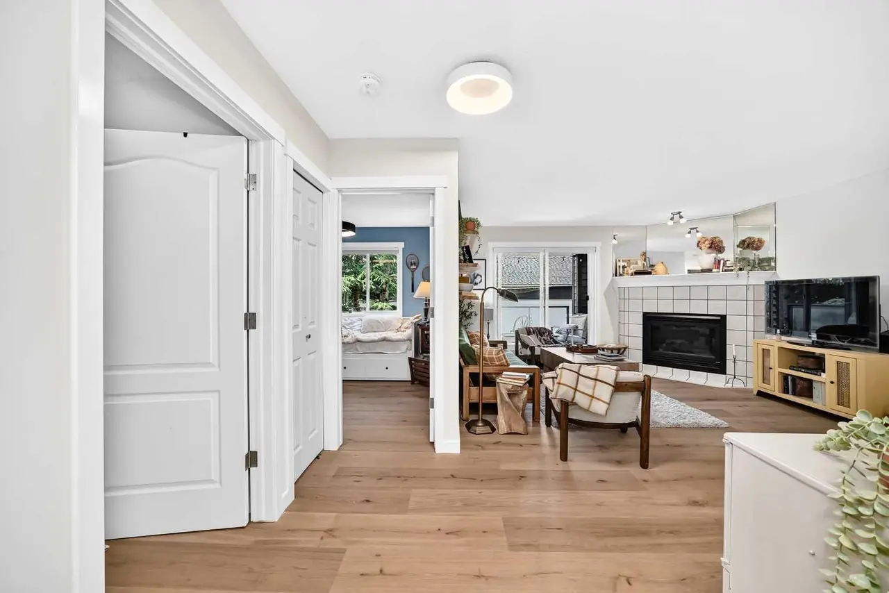 214, 10 Sierra Morena Mews SW
