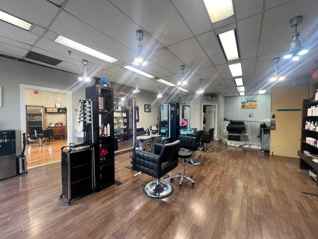 110&111, 7015 Macleod Trail SW