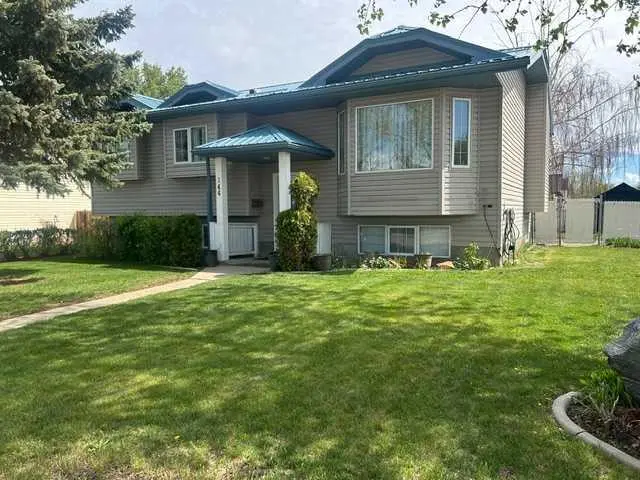 144 Upland Boulevard W