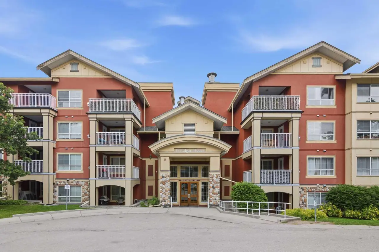 341, 22 Richard Place SW