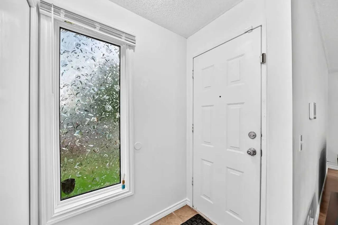 15 Falshire Terrace NE