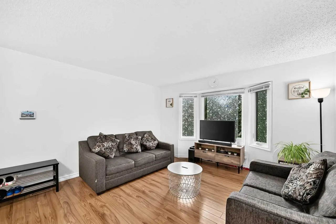 15 Falshire Terrace NE