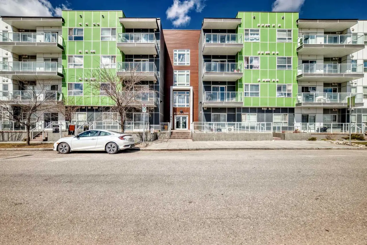 215, 20 Seton Park SE