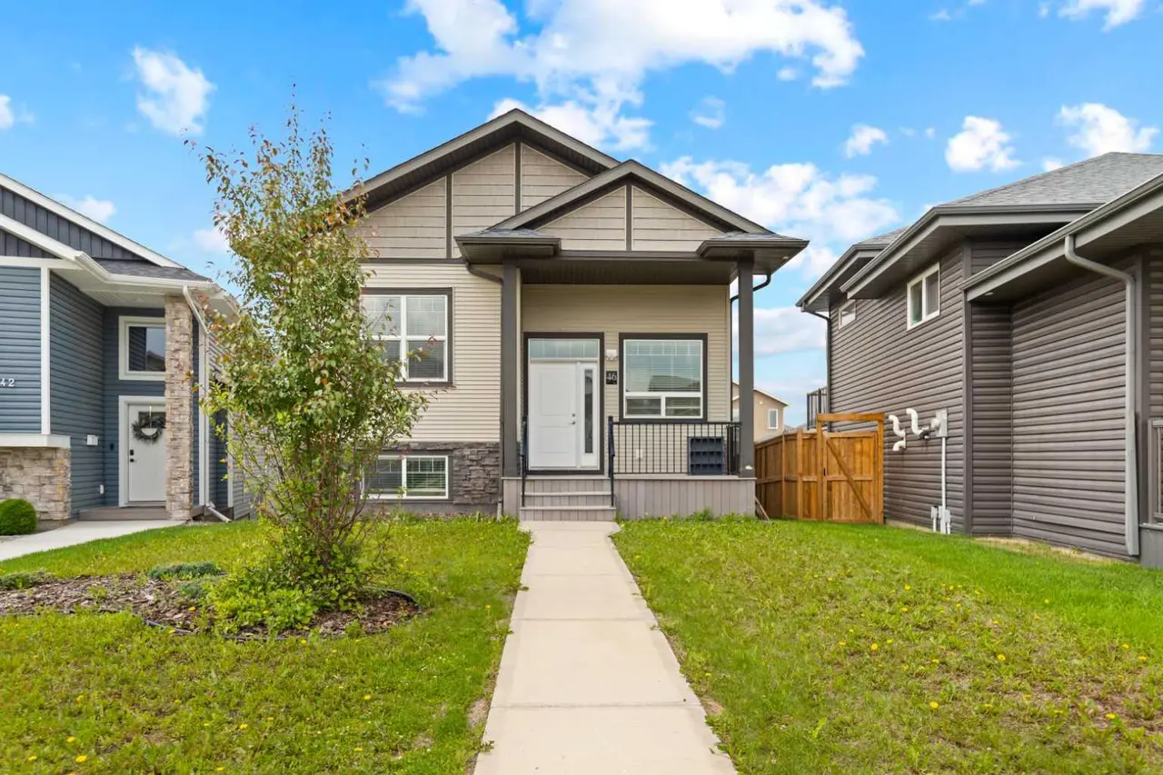 46 Village Crescent